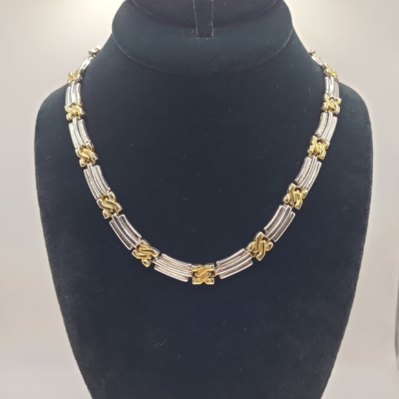 Jewelry - Silver and Gold Vintage Unisex Necklace ☀️ 3/$40